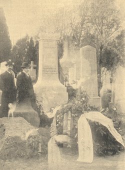 Grabdenkmal Antonie Baumberg