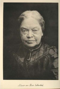 Marie von Ebner-Eschenbach im Alter von 70 Jahren