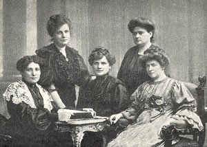 Exekutive des 1. Frauenreichskomitees 1904