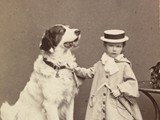 Erzherzogin Marie Valerie mit Bernhardiner
1871
Victor Angerer
