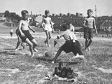 Fußball auf der Gstätten
Wien, um 1932
Lothar Rübelt
