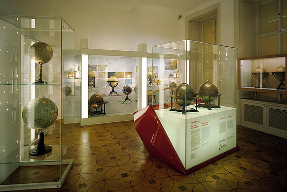 Globenmuseum, Palais Mollard, Herrengasse 9, 1010 Wien