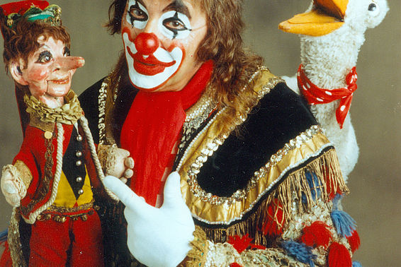 Clown Habakuk (Arminio Rothstein) mit Kasperl und Mimi, 1985 – © ORF / Andreas Friess