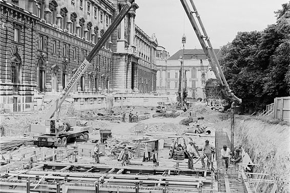 Construction of the Book Storage Depot in the Burggarten
