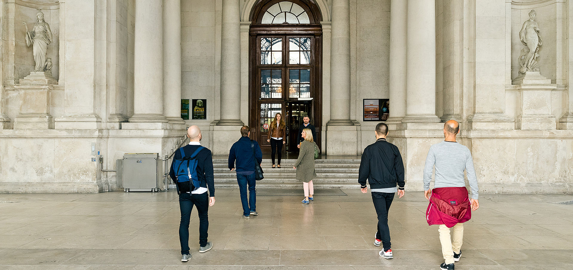 Österreichische Nationalbibliothek, Heldenplatz