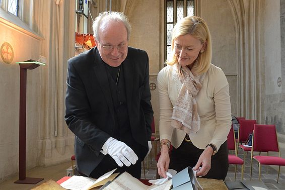 Johanna Rachinger mit Christoph Schönborn – © kathbild.at/Rupprecht