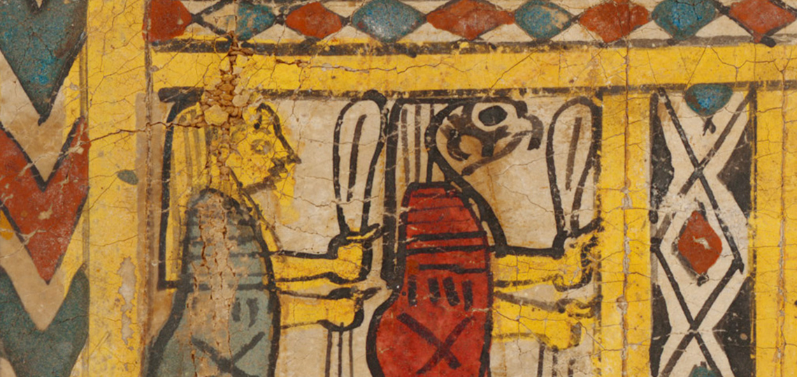 Farbenfrohe Wandmalerei mit ägyptischen Figuren