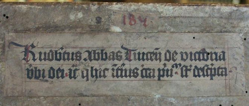 Titel- und Signaturschild (=Holveld-Signatur) der Salzburger Domkapitelbibliothek um 1433 Titel- und Signaturschild (=Holveld-Signatur) der Salzburger Domkapitelbibliothek um 1433