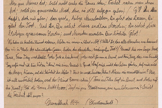 Auf bräunlichem Papier mit Hand geschriebener Text mit dem Titel "Auschwitz".