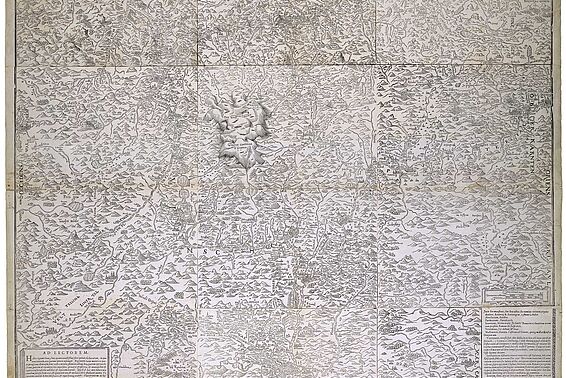 Sehr detailliert gezeichnete Berglandschaft