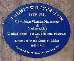 Blaue Gedenktafel für Ludwig Wittgenstein
