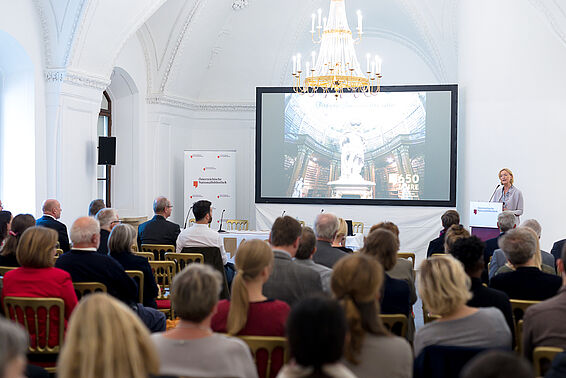 Wissenschaftliches Symposium: „Bibliotheken neu denken. Von der historischen Bibliothek zur Bibliothek der Zukunft“. – © Österreichische Nationalbibliothek/APA-Fotoservice/Schedl