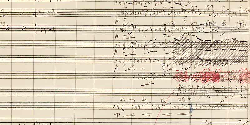 Musiknoten auf beigen Papier