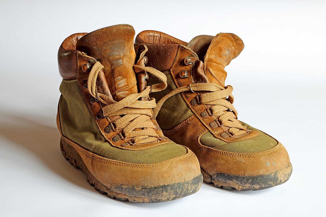 Gebrauchte, braune Wanderschuhe