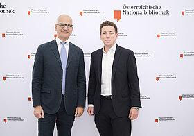07_layr_stockinger.jpg Zwei Menschen posieren für ein Foto.
