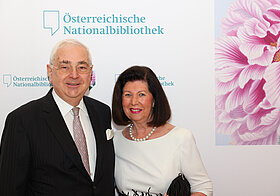 19_rothensteiner.jpg Zwei Personen posieren für ein Foto.