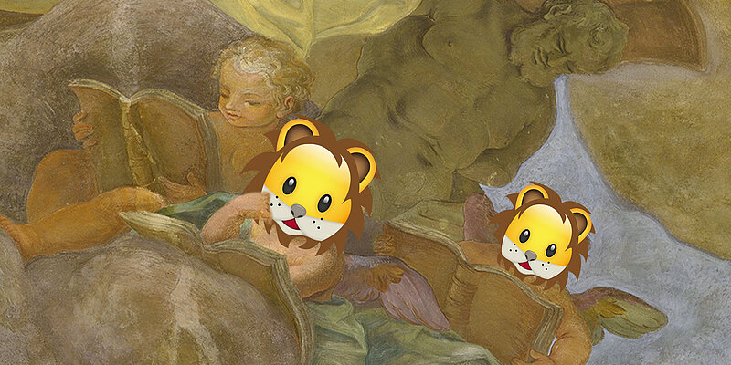 die_loewen_sind_los_kinderfuehrung.jpg Figuren in Deckenfresko, die Gesichter wurden mit dem Löwen-Emoji ersetzt