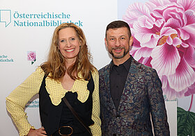 13_blaha_bamesberger.jpg Zwei Personen posieren für ein Foto.