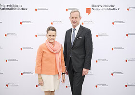 03_dornaus_beck.jpg Zwei Menschen posieren für ein Foto.