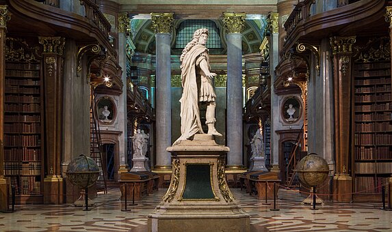 Bildlink zum Prunkksaal