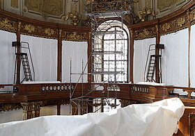 IMG_6317.JPG Blick auf Fenster mit Gerüstbau.