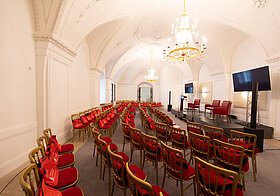3_Oratorium__c__ONB.JPG Oratorium, Längsbestuhlung